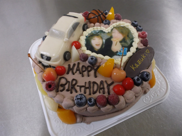 マジパンの車 はりまやblog 似顔絵ケーキ イラストケーキ 立体ケーキなど