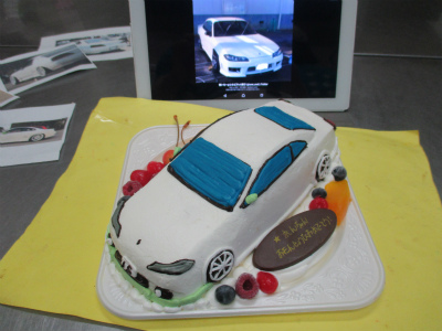 車のケーキ はりまやblog 似顔絵ケーキ イラストケーキ 立体ケーキなど