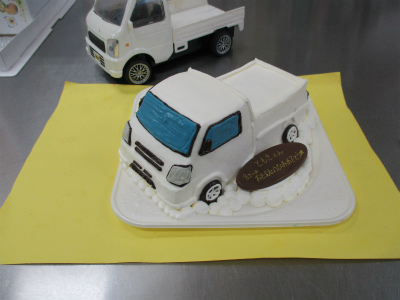 軽トラのケーキ はりまやblog 似顔絵ケーキ イラストケーキ 立体ケーキなど