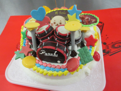 ドラムのケーキ はりまやblog 似顔絵ケーキ イラストケーキ 立体ケーキなど
