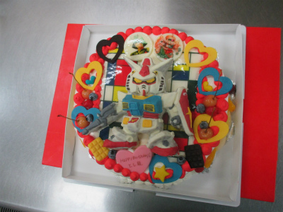 ガンダムのケーキ はりまやblog 似顔絵ケーキ イラストケーキ 立体ケーキなど