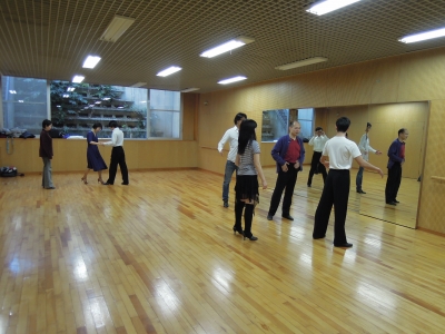 初の社交ダンス練習会 みなとみらいダンスサークルのブログ 横浜 横須賀 川崎 東京都のダンスを趣味とする若者が集まるヤング社交ダンスサークル