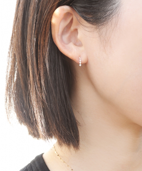【anq.】K10・ダイヤモンド グラデーションピアス