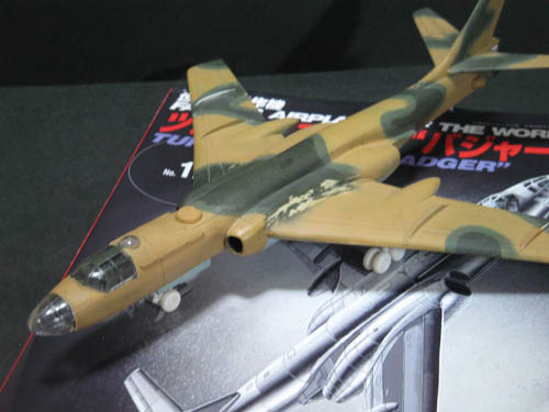 1/144 TU-16 バジャー