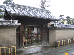 門