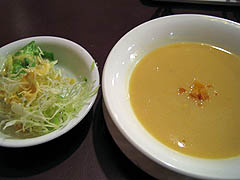 サラダバー&スープ.