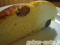 豆のパン-断面.jpg
