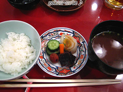 10-ごはん・赤だし・香の物.jpg