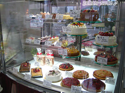 ショーケース-3.jpg