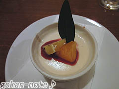 紅茶風味のパンナコッタ.jpg