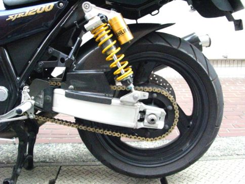 XJR1300/XJR1200リアフェンダー