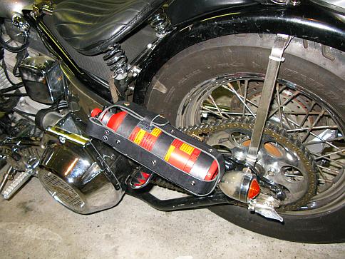 Custom of HARLEY 118 携帯ガソリンボトルホルダー製作 Custom of HARLEY 118 携帯ガソリンボトルホルダー製作