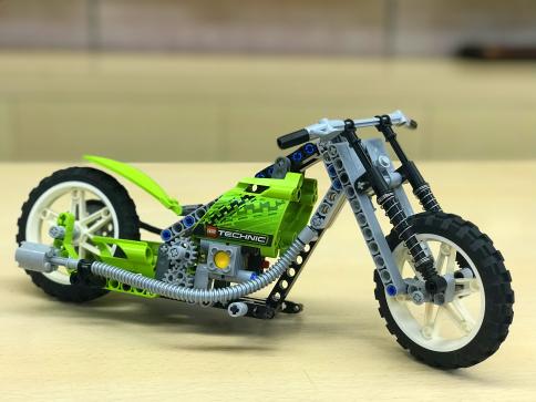 lego tech ic