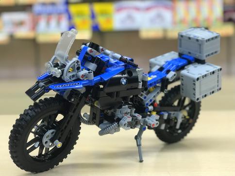 lego tech ic