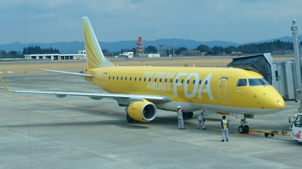 アゼスタ 鹿児島空港 フジドリームエアラインズ(FDA)