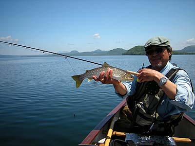 北海道の釣り_フィッシングガイドサービス_渓流から湖まで