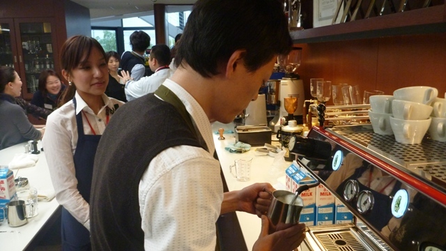 UCCコーヒーアカデミーでバリスタ勉強