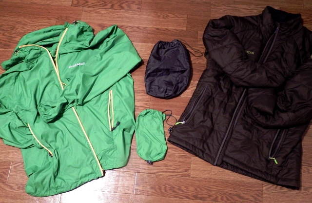 登山用ジャケットの収納袋