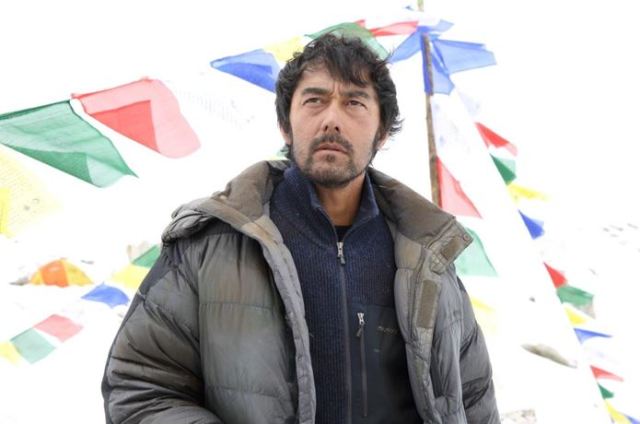 エヴェレストで阿部寛が着ていたダウンジャケット