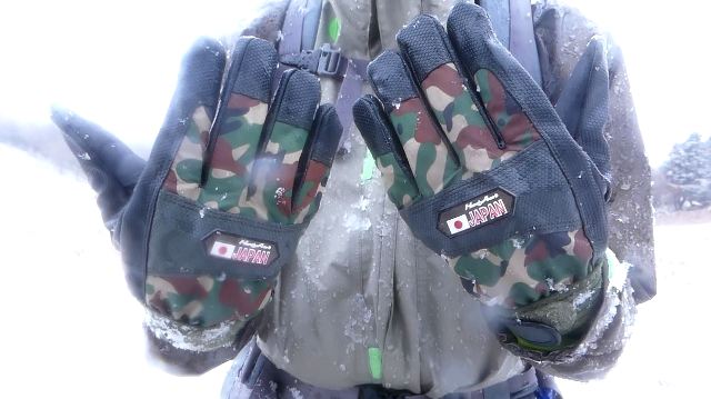 冬登山用の手袋にヒメジグローブの自衛隊グローブを買ってみた【防水で水洗いOK】