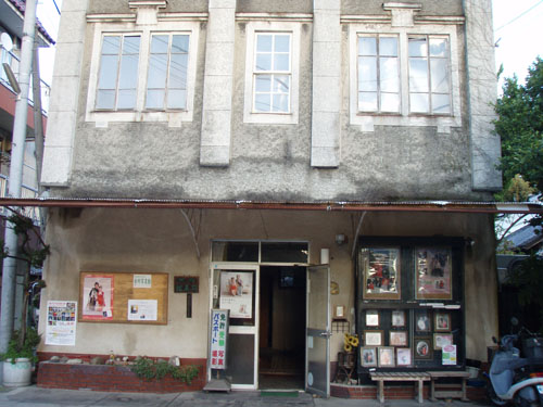 10_1128-4.jpg