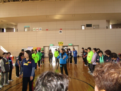 顔合わせでグループ分け