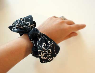 CHANEL バンダナ シュシュ CHANEL シャネル シュシュ ヘア アクセサリー サテン