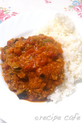 余り野菜で作るヘルシーなキーマカレー