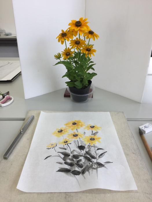 水墨画の花（墨彩画）ルドベキア・九谷焼・カラー・ナス