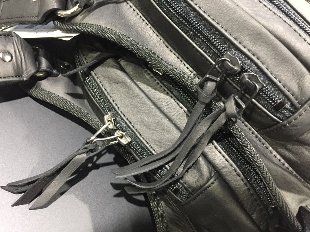 クシタニK-3578 2Wayレッグバック 本革 K-3578 2ウェイレッグバッグ2 バイク用品｜KUSHITANI JAPAN