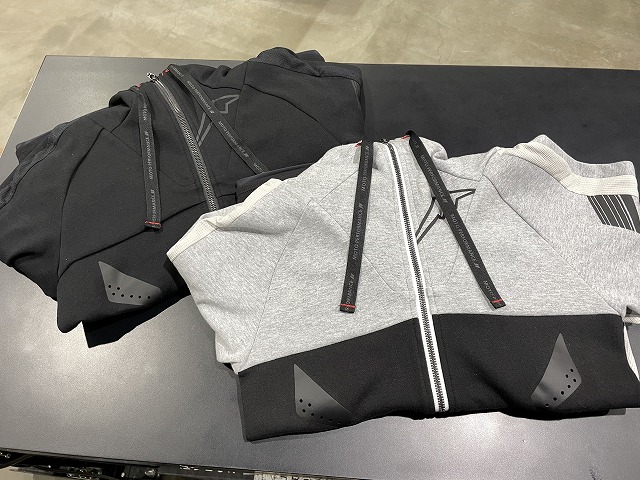 K-1995 レブロフーディーボーダー入荷！:KUSHITANI三鷹店