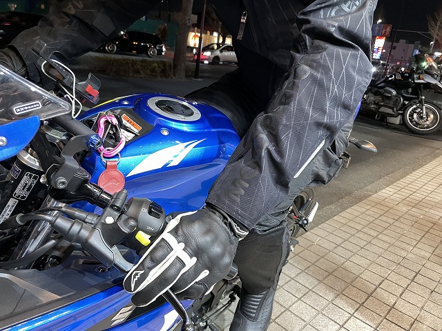 話題のライドパンツ、着用してみました!:KUSHITANI三鷹店 話題のライドパンツ、着用してみました!:KUSHITANI三鷹店