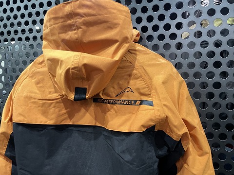 オレンジなアメニタジャケット入荷!:KUSHITANI三鷹店 オレンジなアメニタジャケット入荷!:KUSHITANI三鷹店