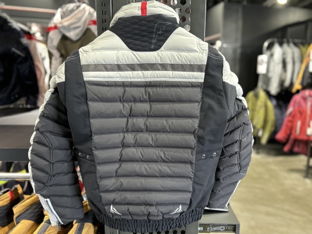 新作☆ソリッドブルゾン入荷!:KUSHITANI 三鷹店 | KUSHITANI 新作☆ソリッドブルゾン入荷!:KUSHITANI 三鷹店 | KUSHITANI