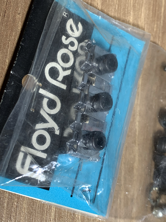 s*n様 フロイドローズ FRT-3 FloydRose ブラック ノンファイン Floyd Rose FRT-3 MADE IN GERMANY Non-Fine Tuner Tremolo