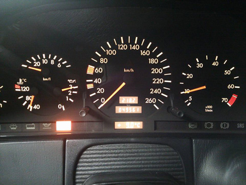 W140ベンツのメーター周り
