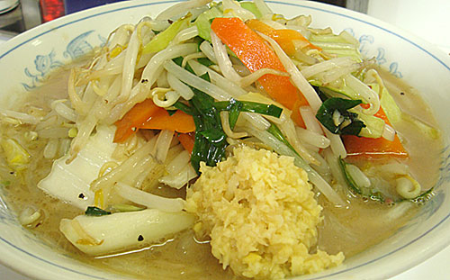 となりラーメン