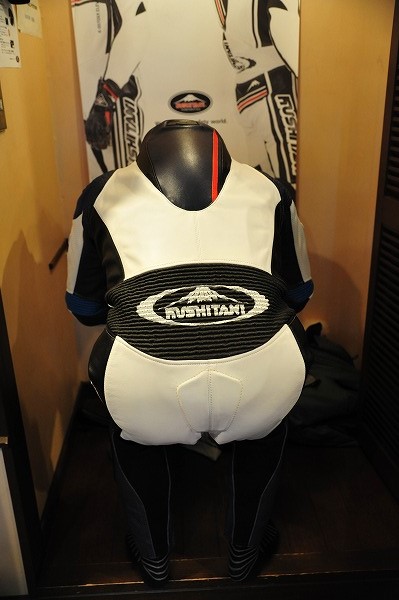 ★新品未使用♥︎タグ付き★スーツ♥︎ストライプ♥️リクルートスーツ★11号サイズ THE FLAGSHIP】矢絣 ストライプ スーツ（スーツセット） | TAKEO