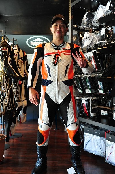 K-0077XX イージーオーダースーツのご紹介です：KUSHITANI 江東店
