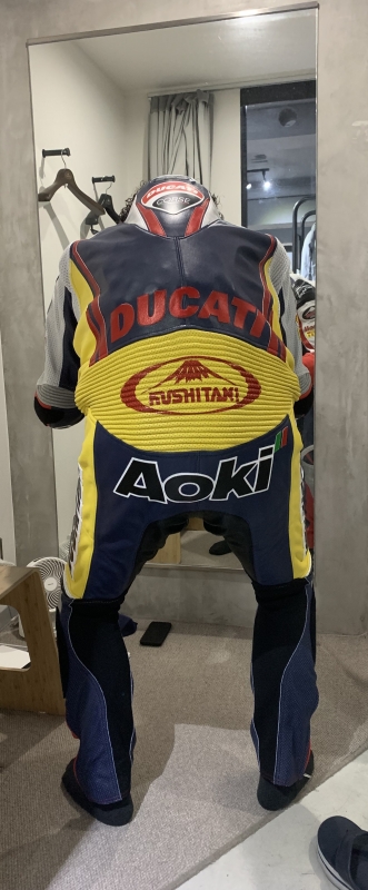 オーダーしていたレーシングスーツが完成しました | KUSHITANI LOGS