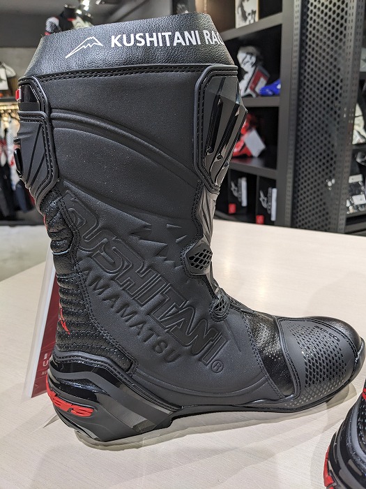 Alpinestars SUPERTECH-R2 × ProtoCore Leather Model 遂に入荷です