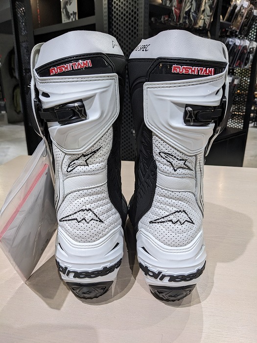 Alpinestars SUPERTECH-R2 × ProtoCore Leather Model 遂に入荷です