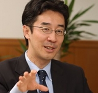 石倉央