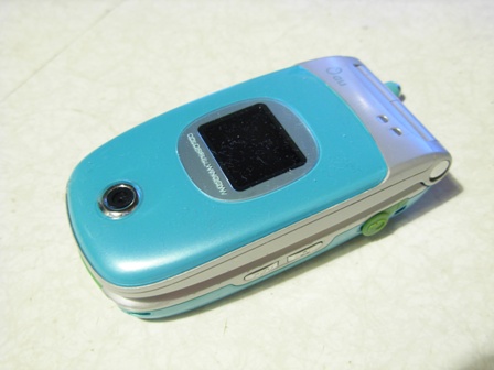 au A1304T