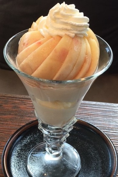 輝輝桃パフェ かとう小児歯科 ようこ先生のコラム