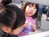 お菓子に夢中