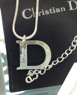 Christian Dior クリスチャン・ディオール ヴィンテージ Dロゴ 