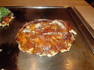 もだーん