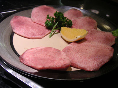 食べかけだけど、見事な冷凍塩タン(笑)