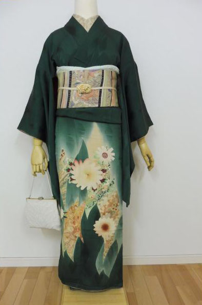 アンティーク色留袖アールヌーボー スズラン洋菊